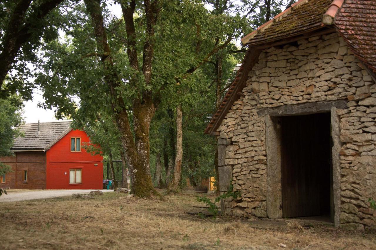 Отель Le Bois De Faral Le Bastit Экстерьер фото